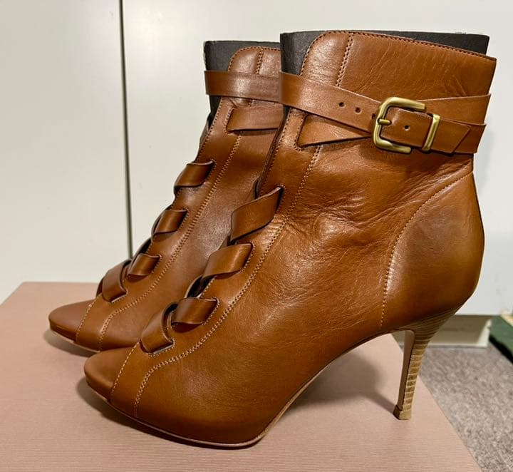 定12万 新品★ ジャンヴィトロッシ GIANVITO ROSSI 37