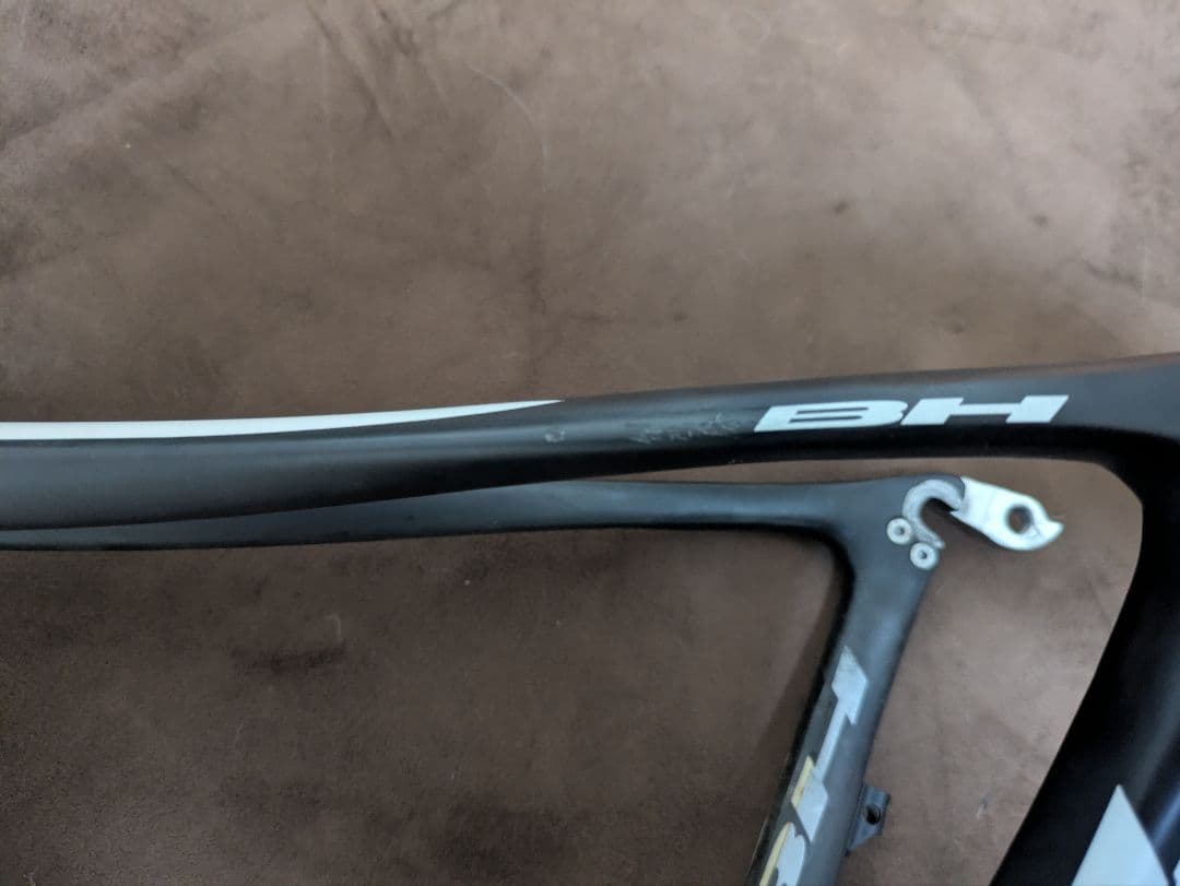 BH ロードバイクフレーム カーボン