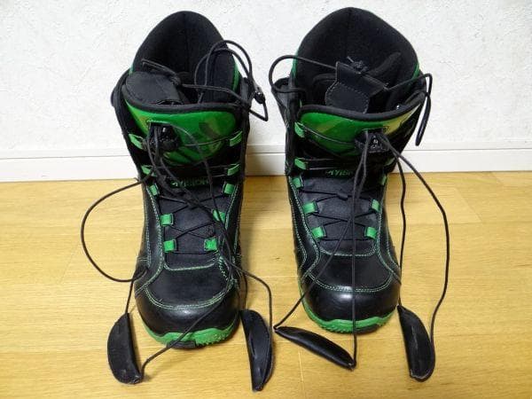 中古 DIVISION スノーボード スノボーブーツ US:9 27cm 現状