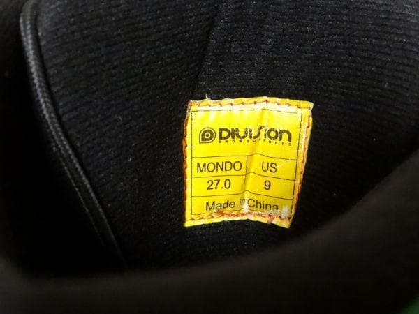中古 DIVISION スノーボード スノボーブーツ US:9 27cm 現状