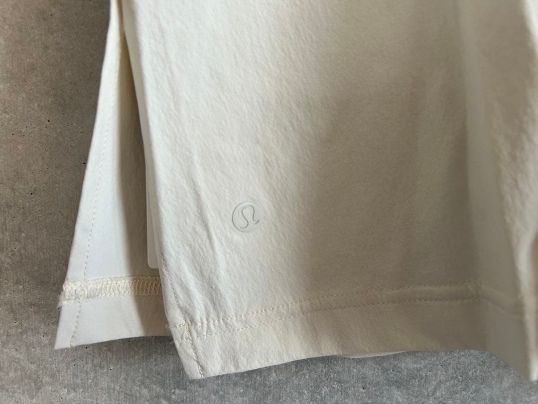 lululemon ストレッチタンクトップ ホワイト　新品未使用