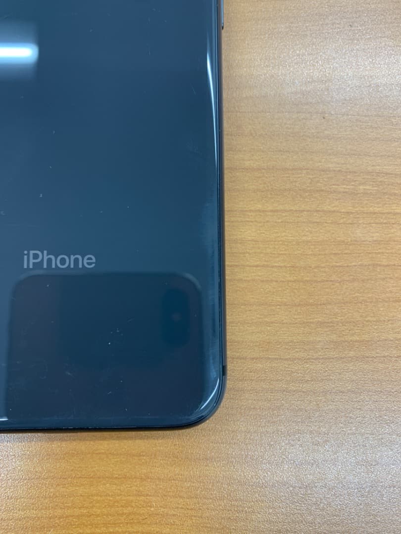 お*り様 動作確認済 iPhone 8 64GB ID K6621