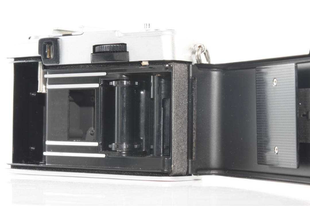 整備品　OLYMPUS PEN EE-3 コンパクトフィルムカメラ　ハーフサイズ