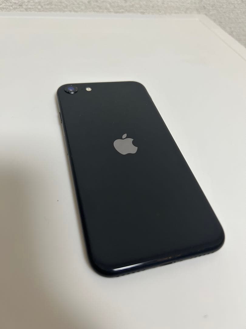 Apple iPhone SE2 容量128GB ミッドナイト ブラック本体のみ
