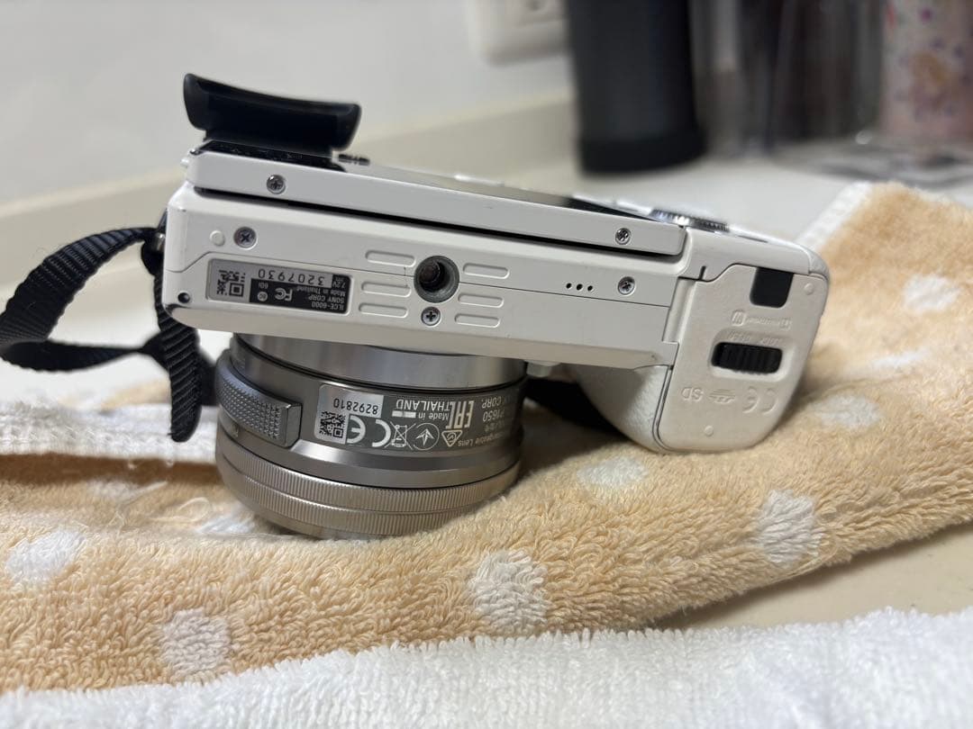 SONY α 6000 ミラーレス一眼　値下不可