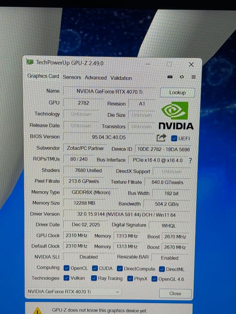 GeForce RTX4070Ti Spider-Man 12GBモデル
