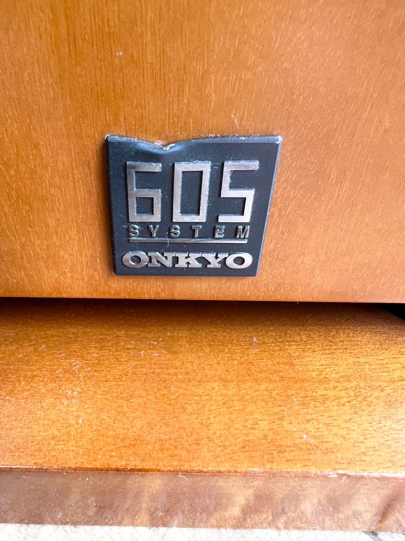 黒犬 ③ メルカリ便 ONKYO オンキョー　D-605F スピーカー