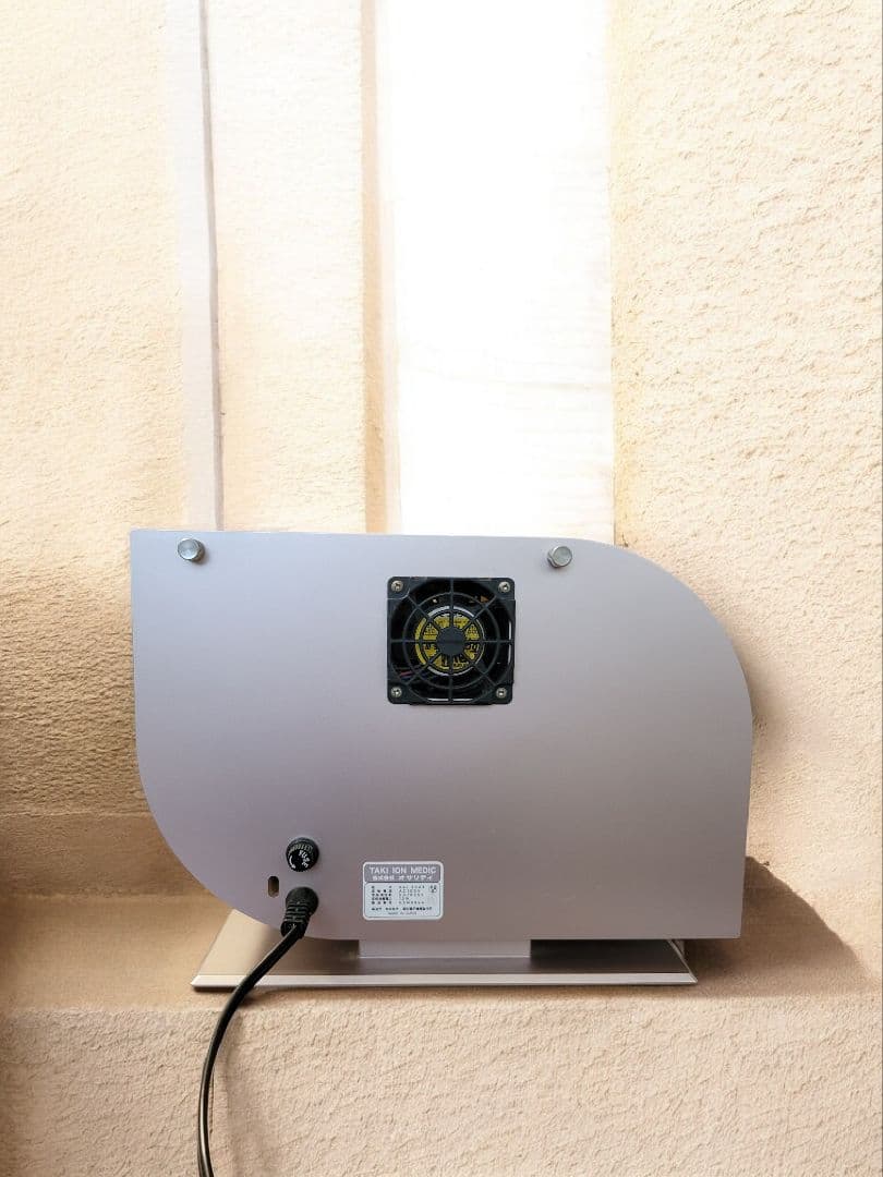 滝風イオンメディック　TAKI ION MEDIC　イオン発生器