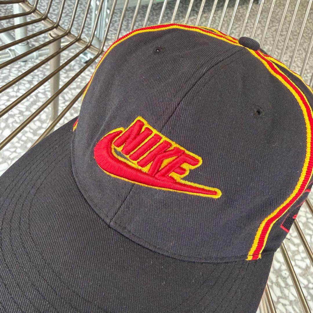 【刺繍ロゴ、好配色】オールドナイキ古着スウッシュユニセックス帽子キャップsk8