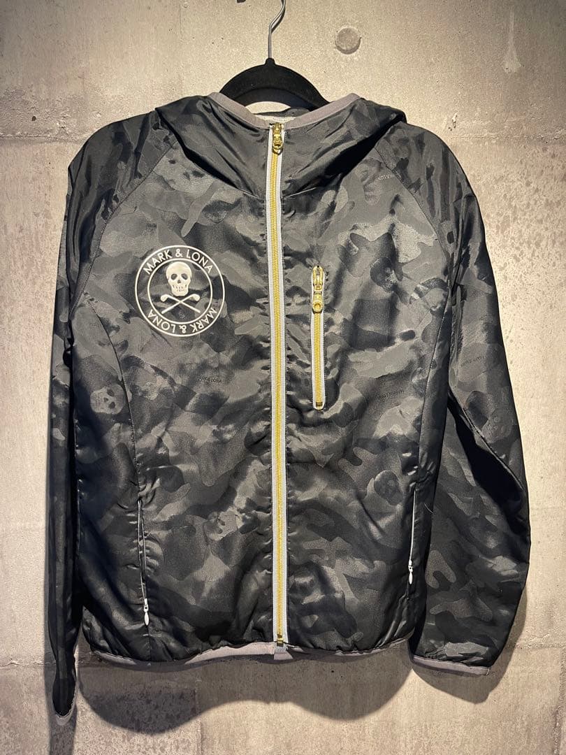 【美品】MARK&LONA マークアンドロナ　薄手ナイロンジャケット　M
