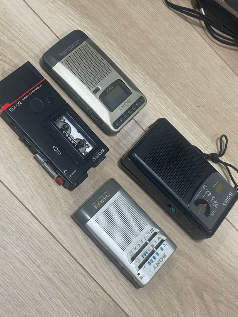 Sony, Panasonic, Toshiba, などのラジオセット ジャンク