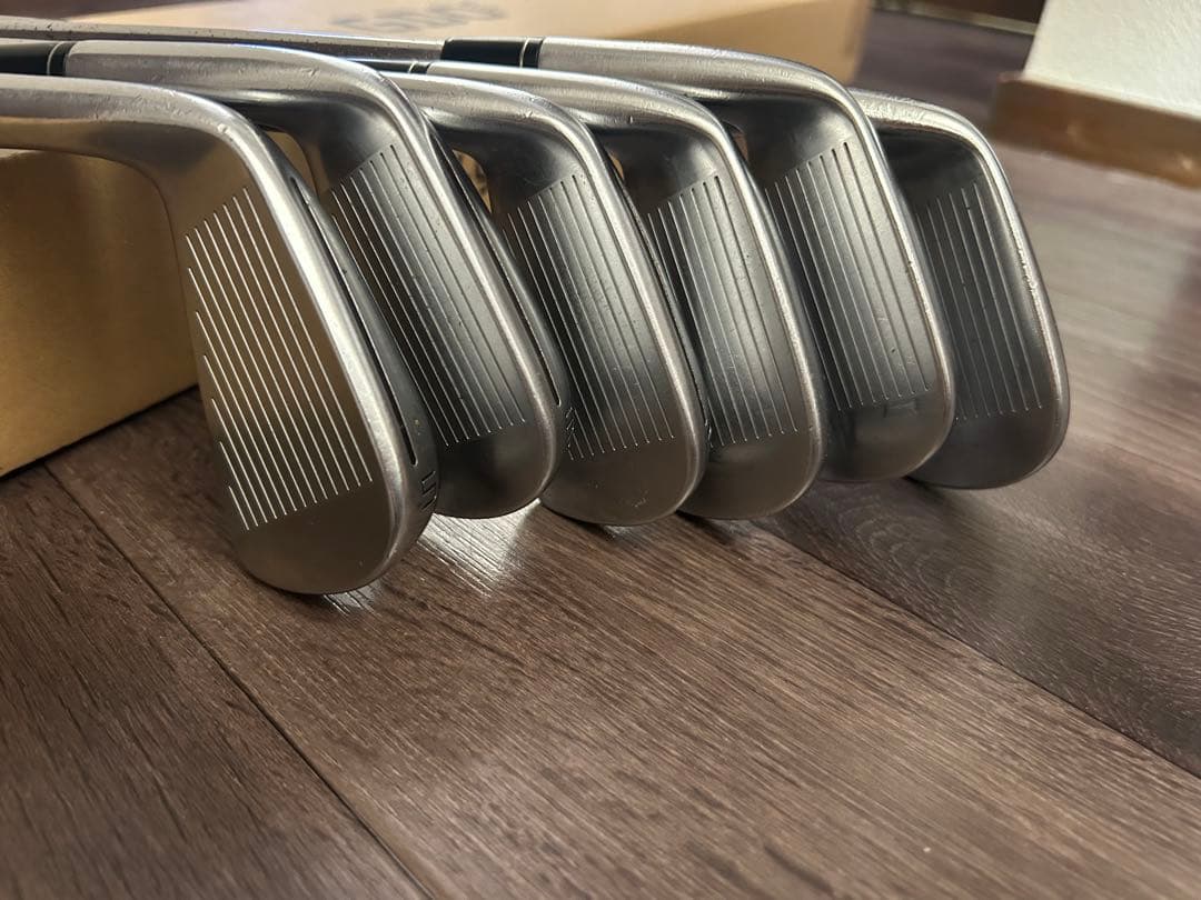 TaylorMade P-790 2017モデルアイアンセット S6本　5〜P