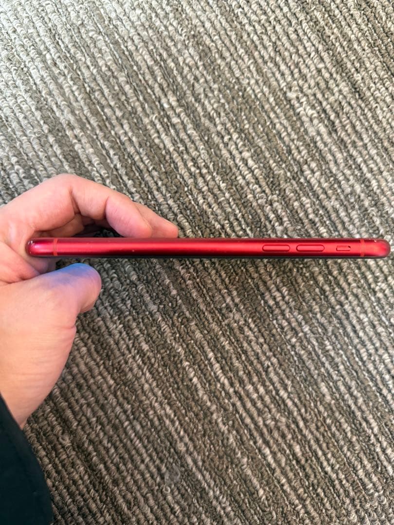 Apple iPhone XR レッド 本体 バッテリー最大容量85%