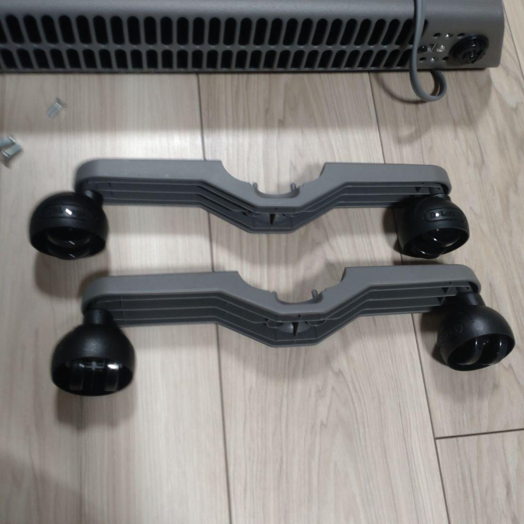 デロンギ 電気パネルヒーター