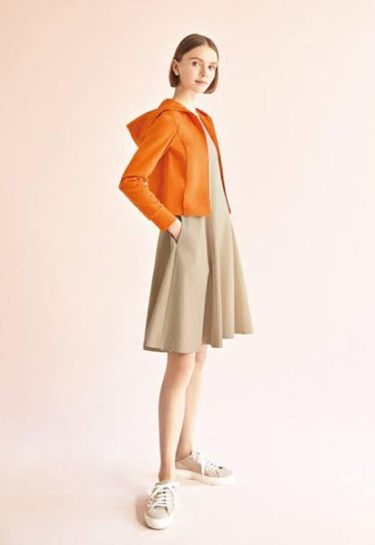 美品✨フォクシー ストレッチフレアワンピース テニスガーデン ベージュ 38