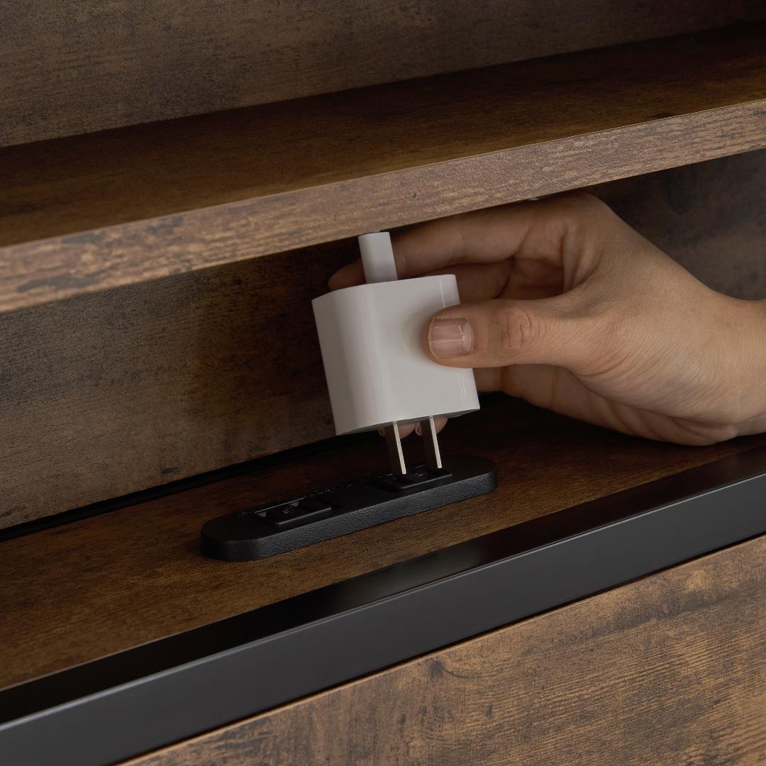 限定セール！売切ゴメンD・ダブル　高級ベッドフレーム・コンセント付き　BROWN