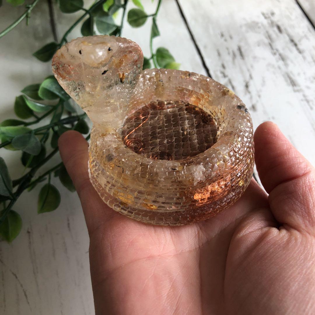 金運　オルゴナイト　コブラ　蛇