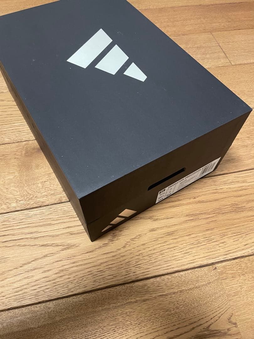 （MARU）【新品未使用】adidas プレデタープレシジョン