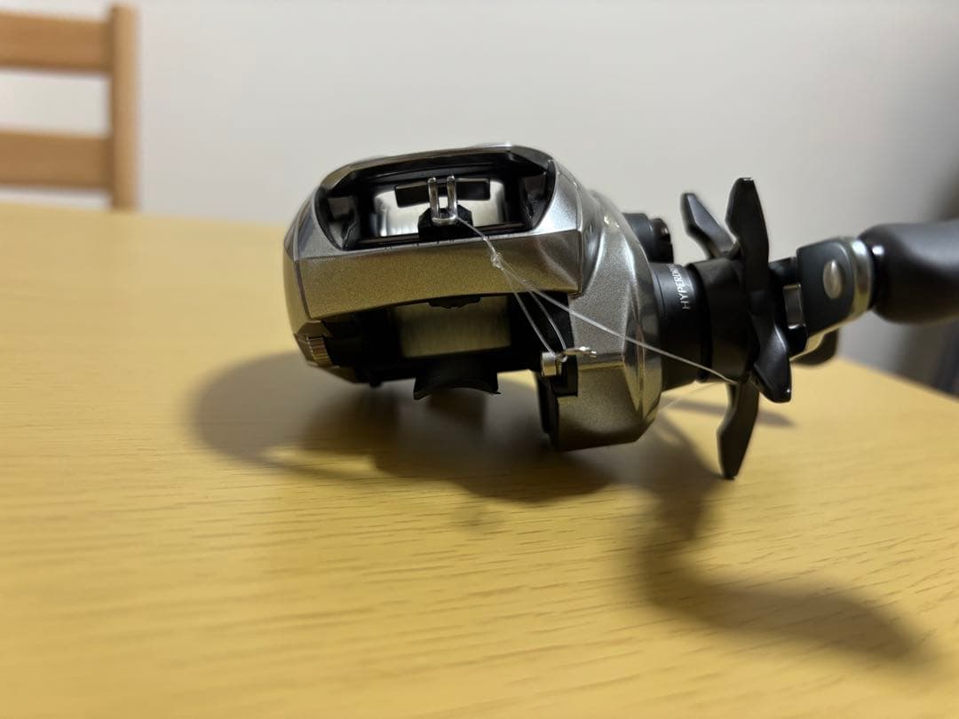 DAIWA 21ジリオンSVTW 1000HL