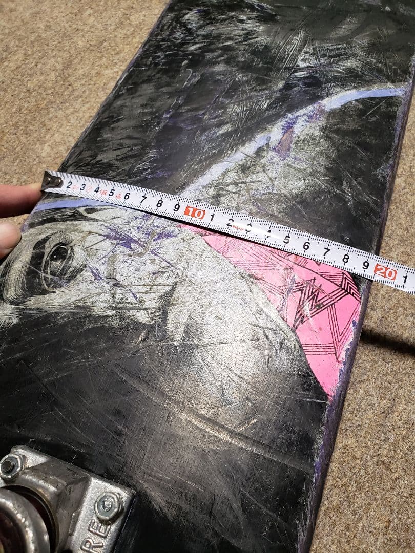 スケートボード　コンプリート　スケボーサイズ違い venture トラック