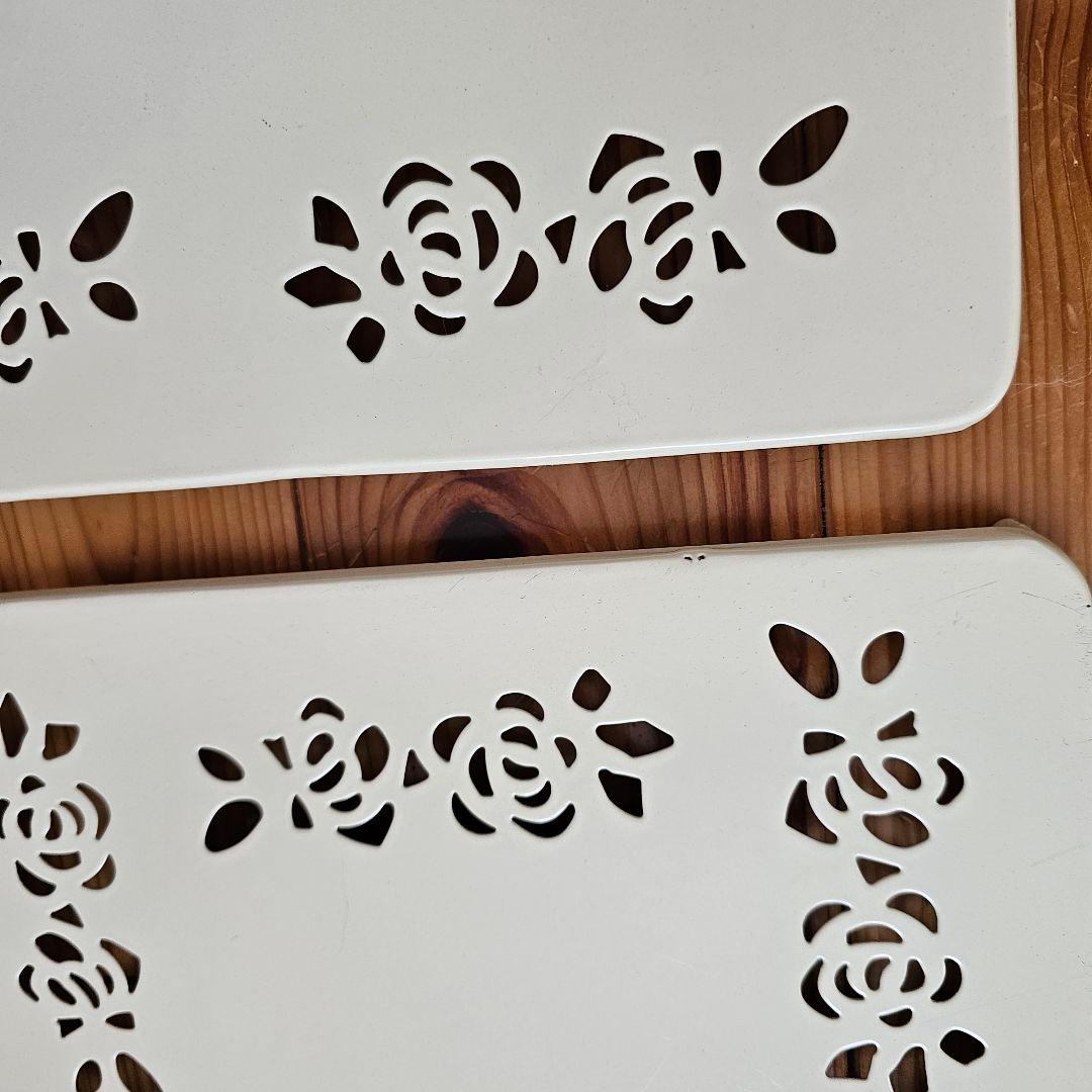 イマンimane ローズ4段ラック　飾り棚　ディスプレイ　アイアン　クリーム