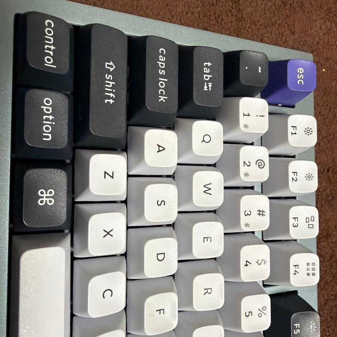 真*優様 Keychron Q1 pro knob 静音赤軸 US配列　換えキー