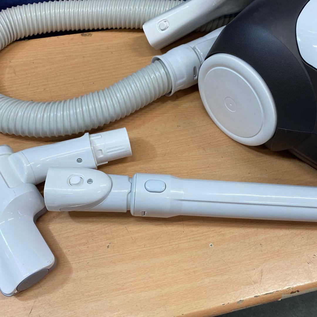 Panasonic 紙パック式クリーナー￼