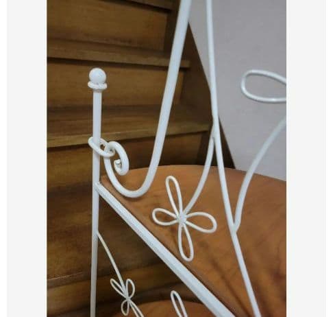 ホワイト 3段 シェルフ アンティーク風アイアン細工　コーナーラック