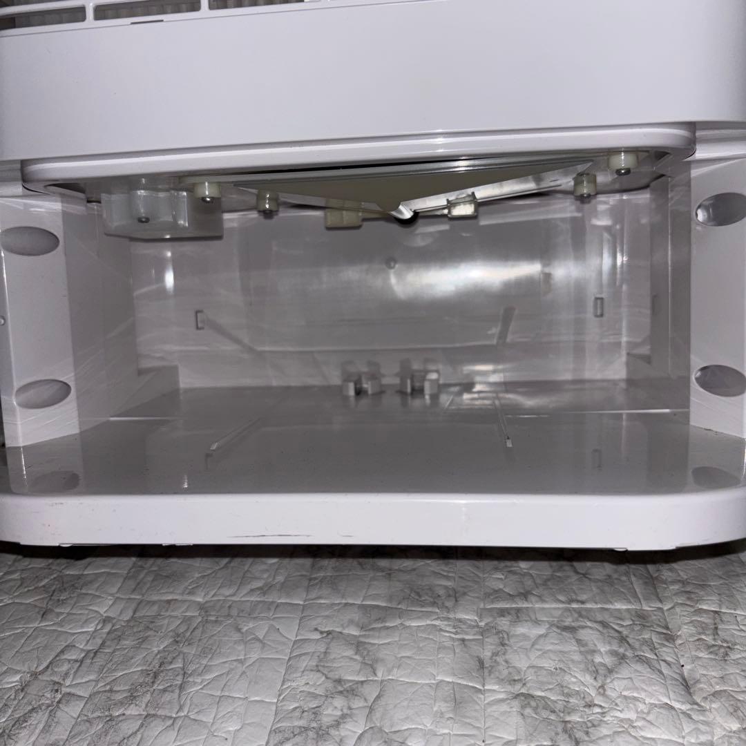 【2021年製】アイリスオーヤマ衣類乾燥除湿機　IJDC-K80-W