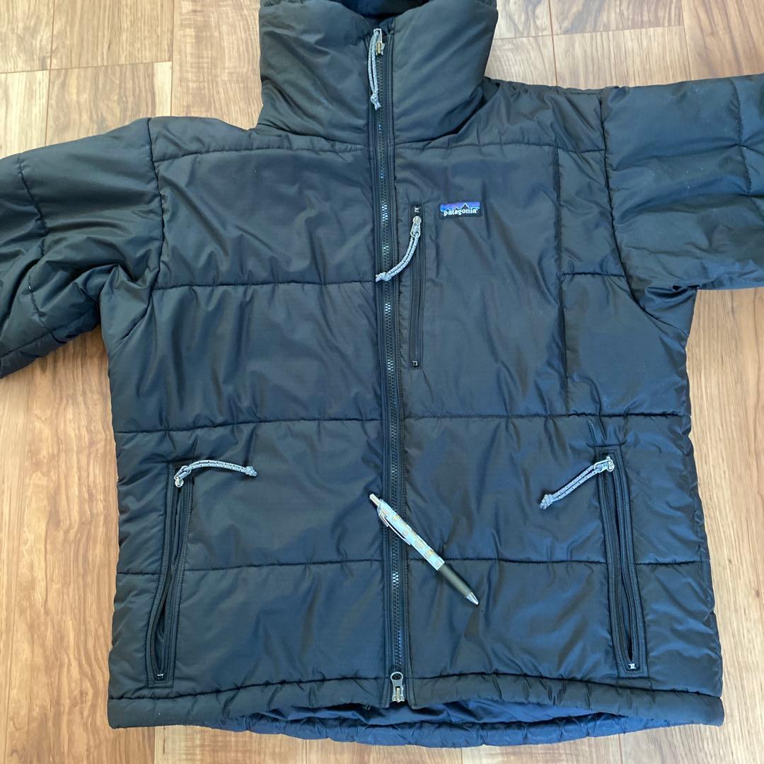 Patagonia フード付き中綿ジャケット ブラック