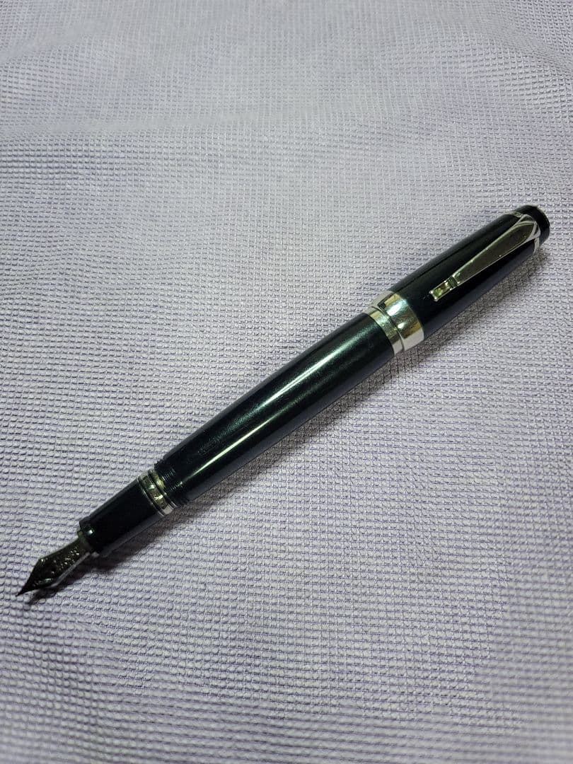 RITAO CHAN　モンブラン 万年筆　ボエム
