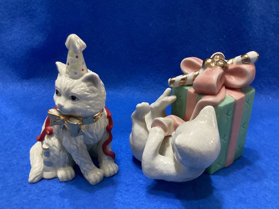 レノックス　フィギュア　フィギュリン　クリスマス　白猫の陶器置物 2点セット