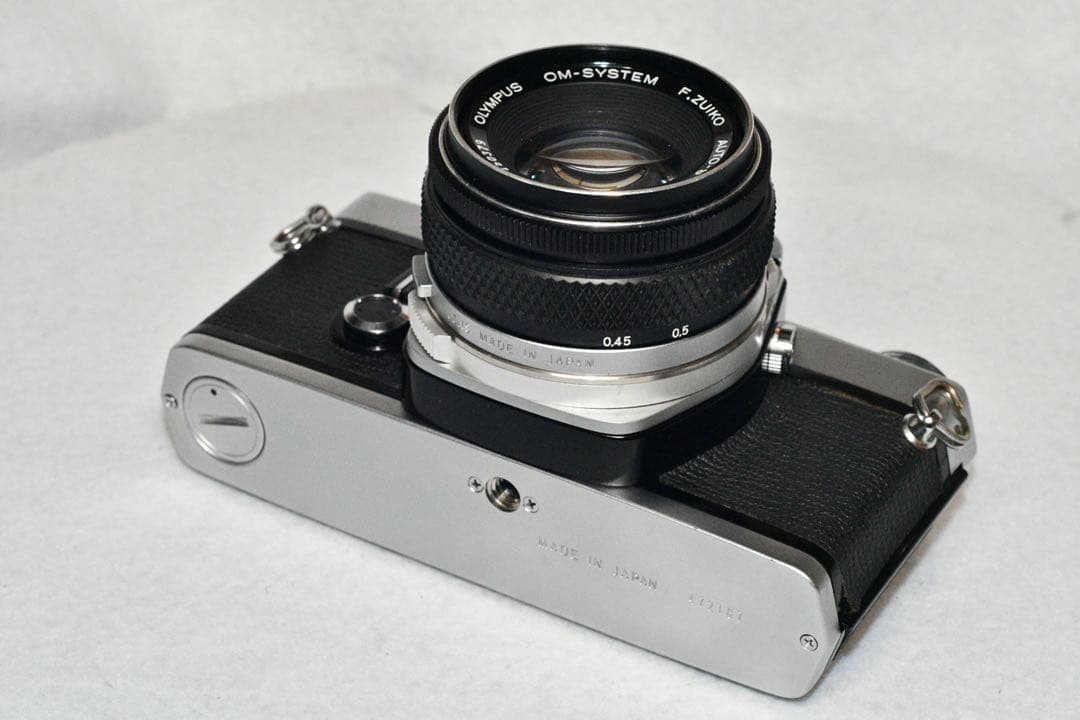 お値引き《動作品》OLYMPUS OM-1+レンズ2本組　a404