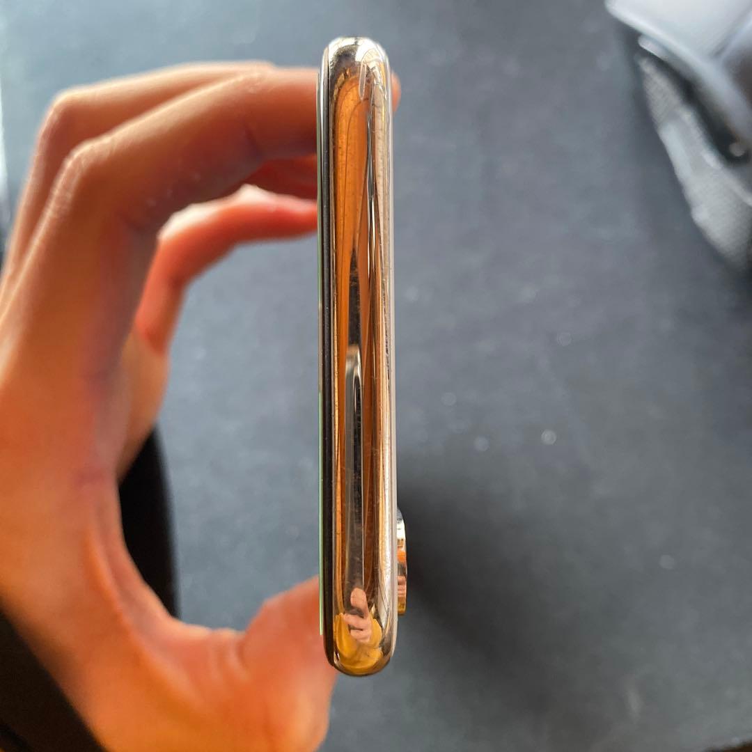iPhoneX 64GB ドコモ バッテリー68%