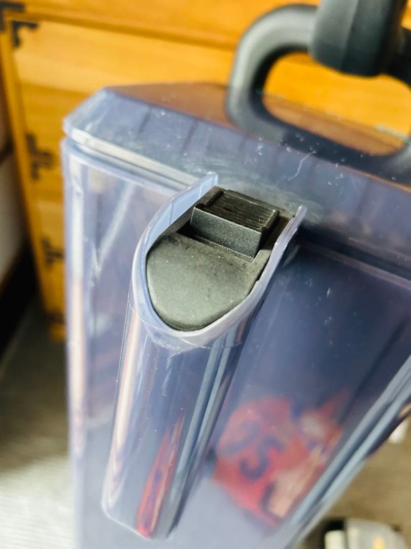 マキタ タテ型コードレス電動芝刈機18V バッテリ・充電器付 MLM160DRF