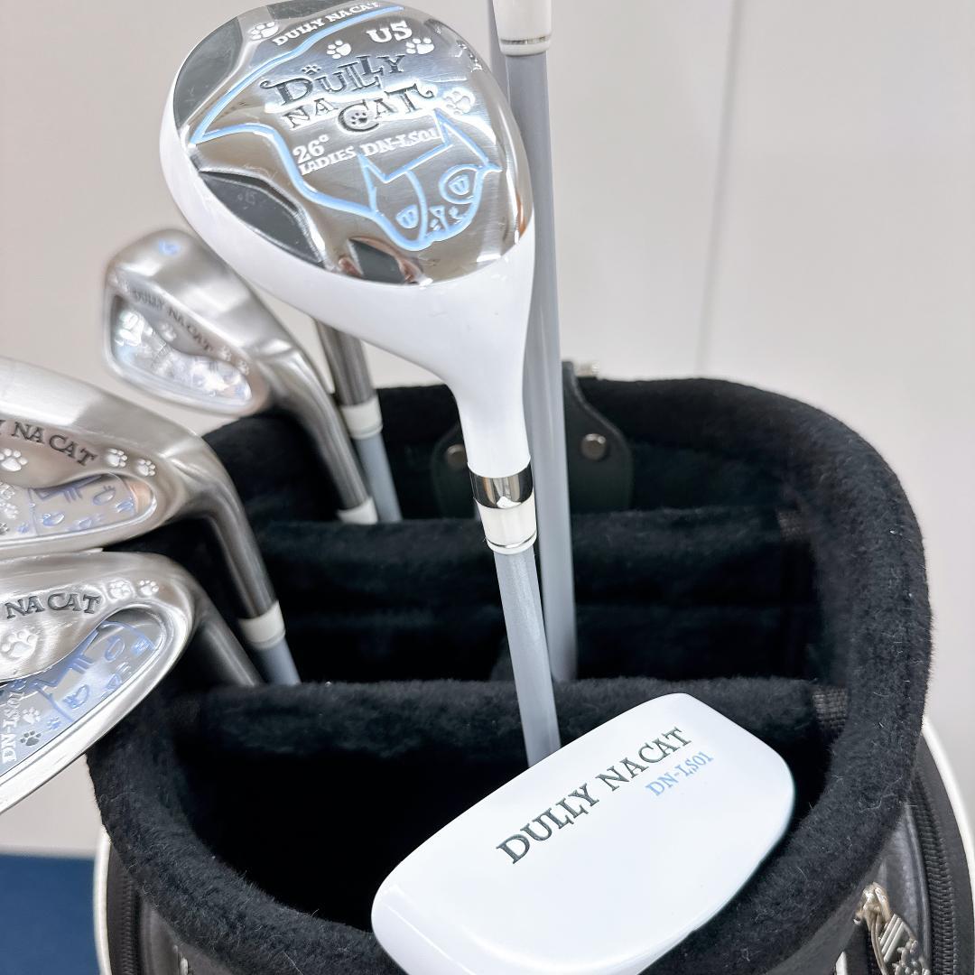 【美品】ダリーナキャット キャディバッグ　DN-CB03 ホワイト