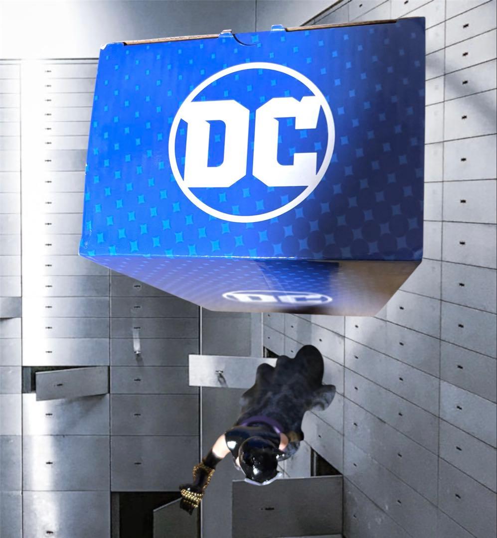 エネスコ　バットマン　キャットウーマン　セリーナカイル　フィギュア　置物