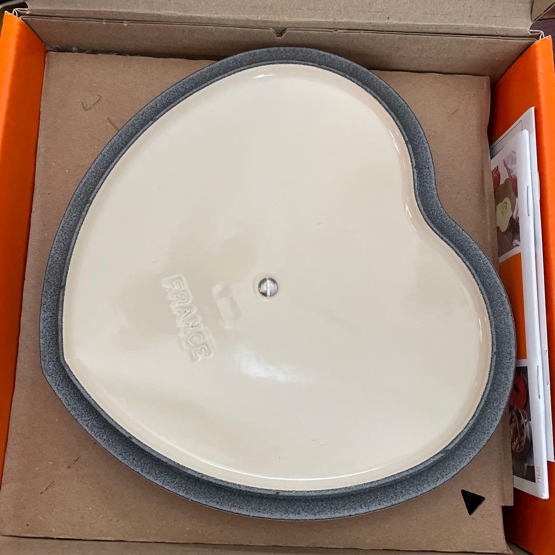 LE CREUSET ハート型▪︎ダムール ディッシュ20cm▪︎シェルピンク▪︎新品