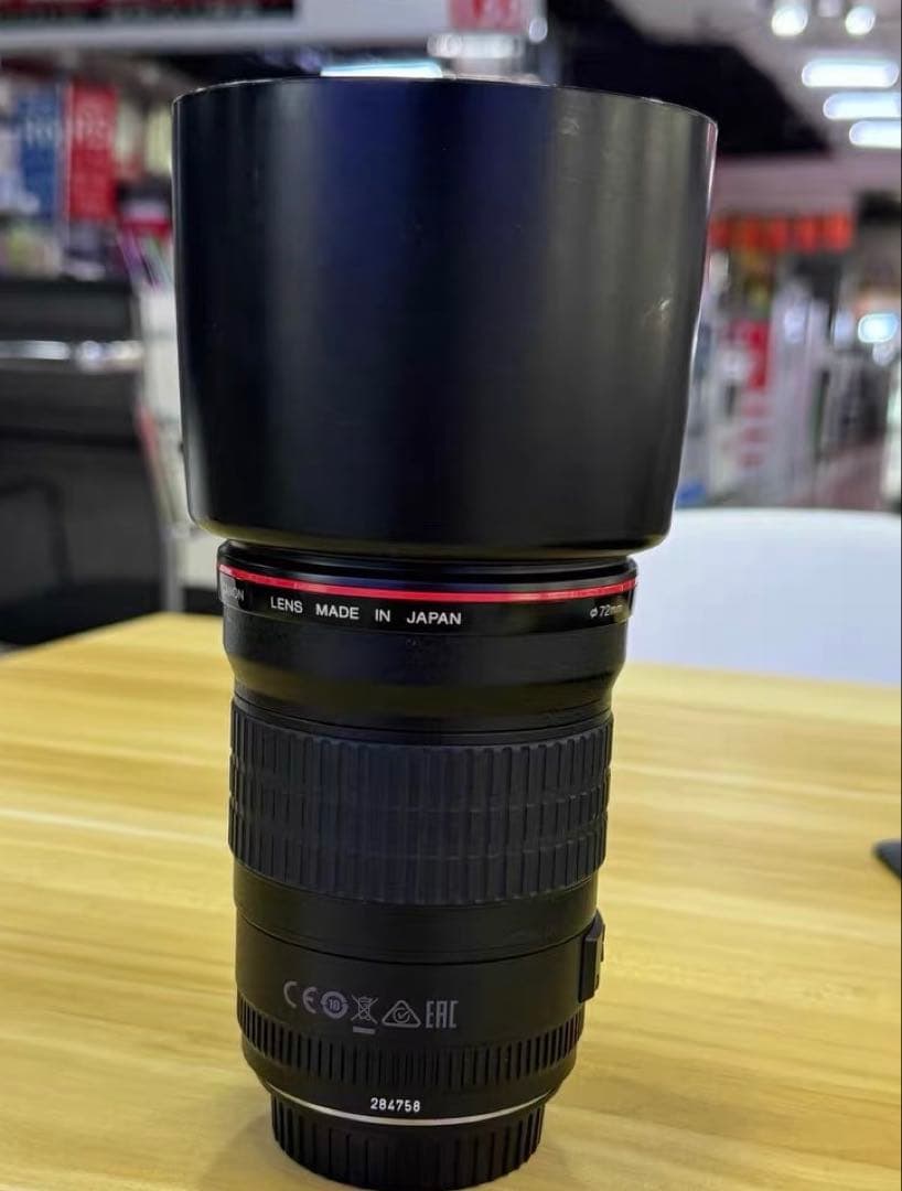 Canon EF 135mm f/2 L レンズ(極美品)