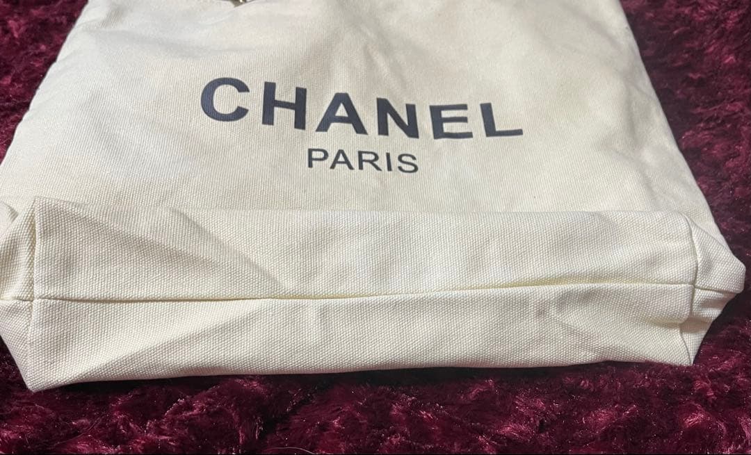 未使用 CHANEL ノベルティ チェーントートバッグ　ベージュ