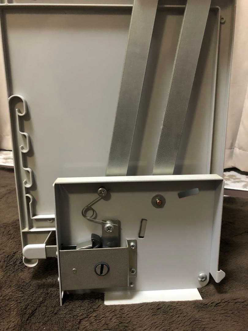 クリナップ　昇降式吊戸棚