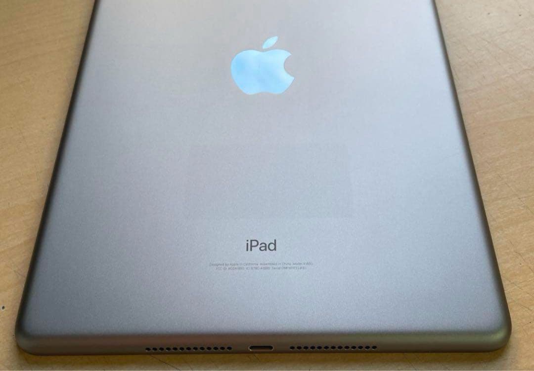 iPad 第6世代　A1893　Wi-Fi　スペースグレイ32GB 美品