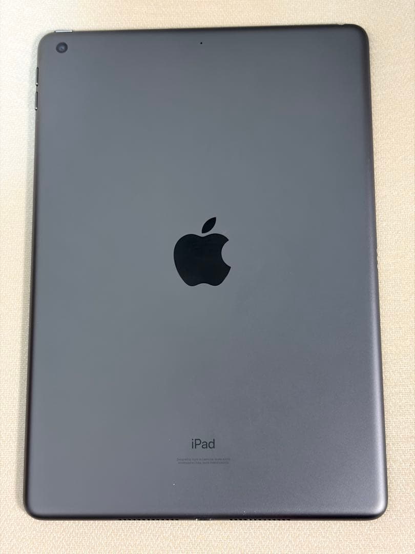 Apple iPad 第8世代 グレー 本体（箱あり・付属品なし）