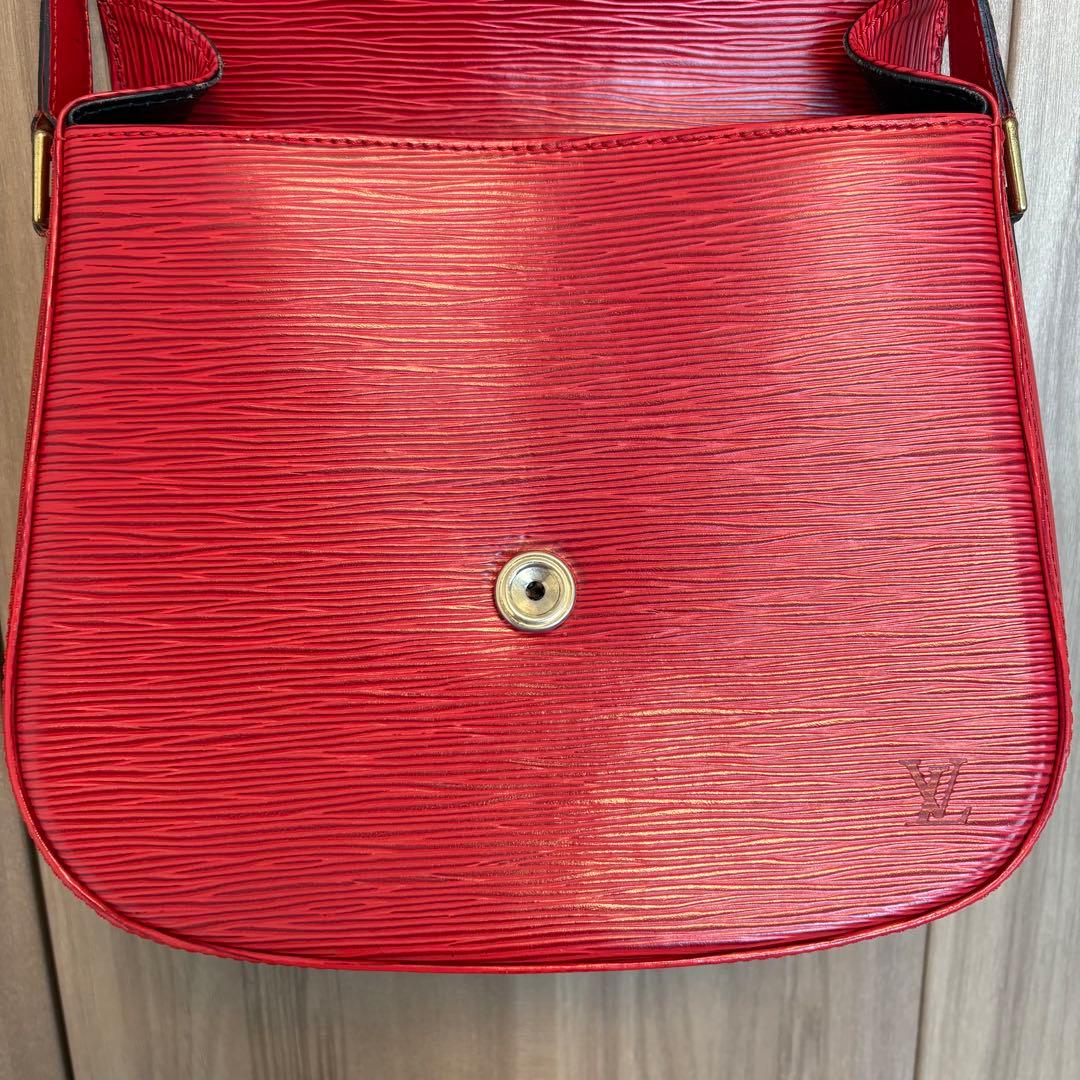 ルイヴィトン　LOUIS VUITTON エピ サンクルー　ショルダーバッグ