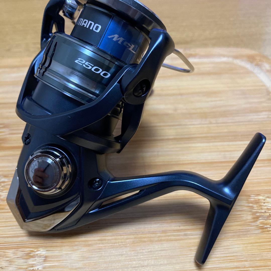 シマノ　ミラベル2500