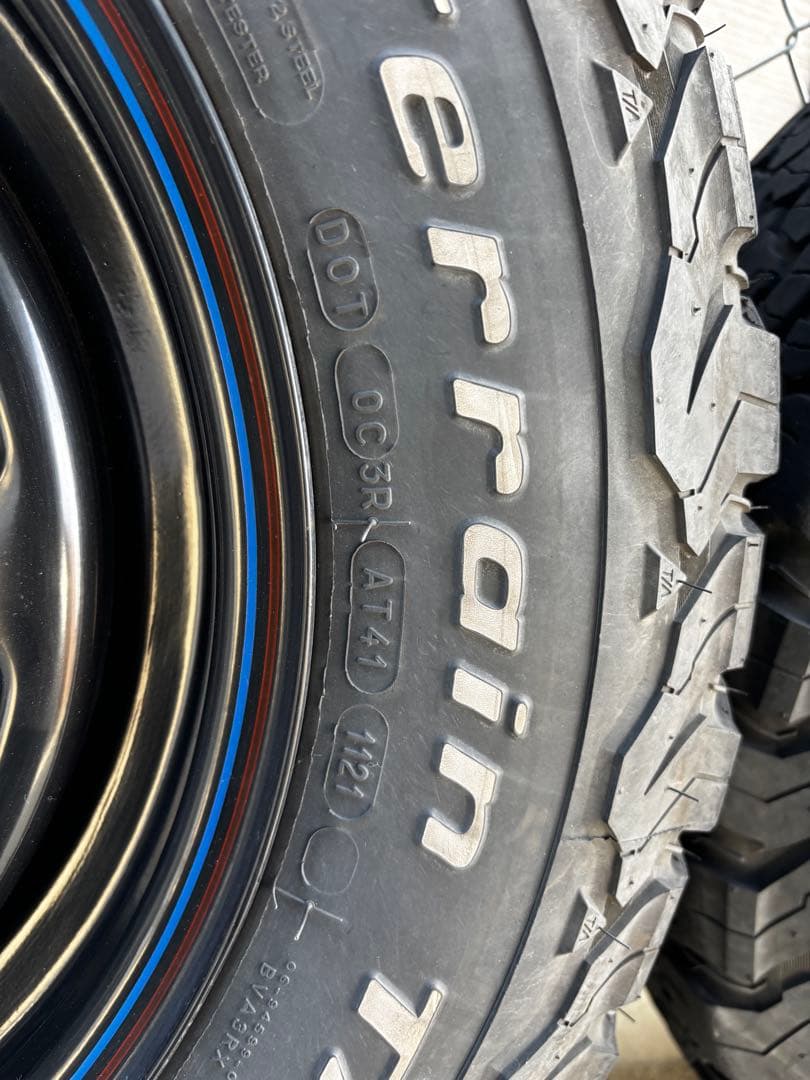 1本のみBFGoodrich All-Terrain T/A 215/70R16