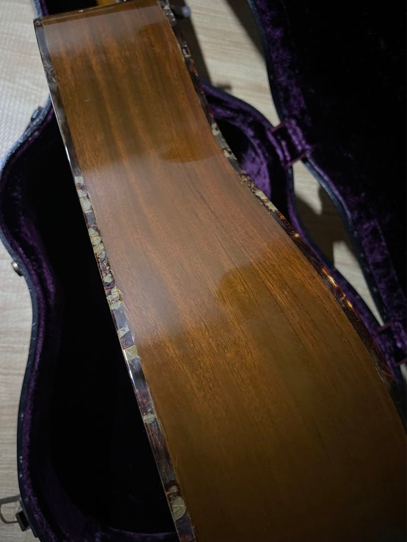 Gibson J-50 deluxe 1970〜1972年製