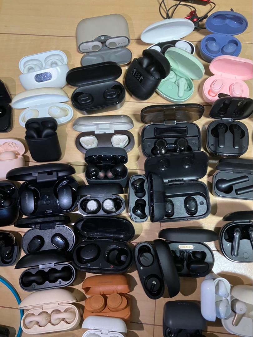 あ*い様 【ジャンク】ワイヤレスイヤホン　ヘッドホンまとめ売り