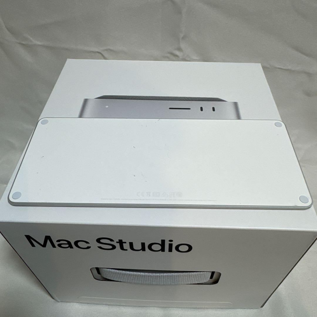 MacStudio M1 MAX CTO 32GB 32core 1TB KB付