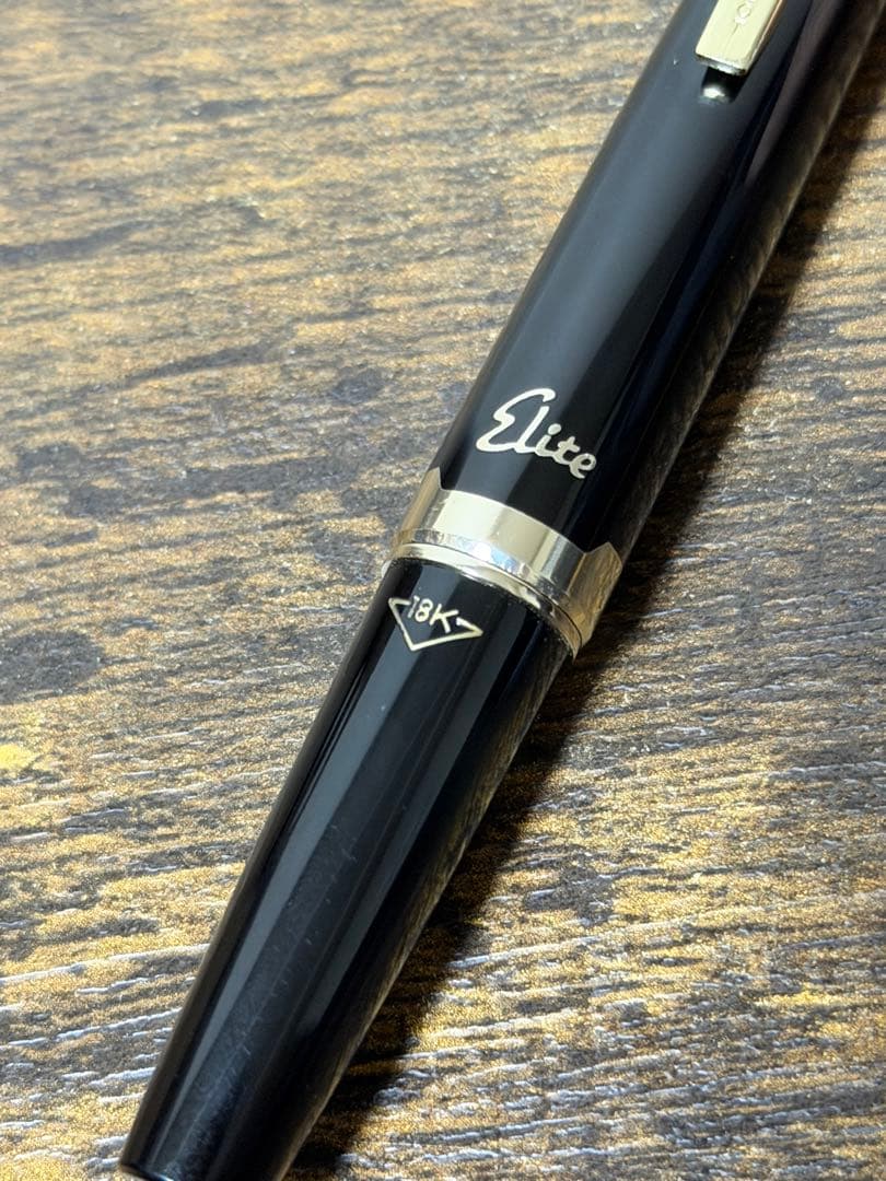 新品未使用　1973年製　パイロット　エリート　18金　ゴールド　細字